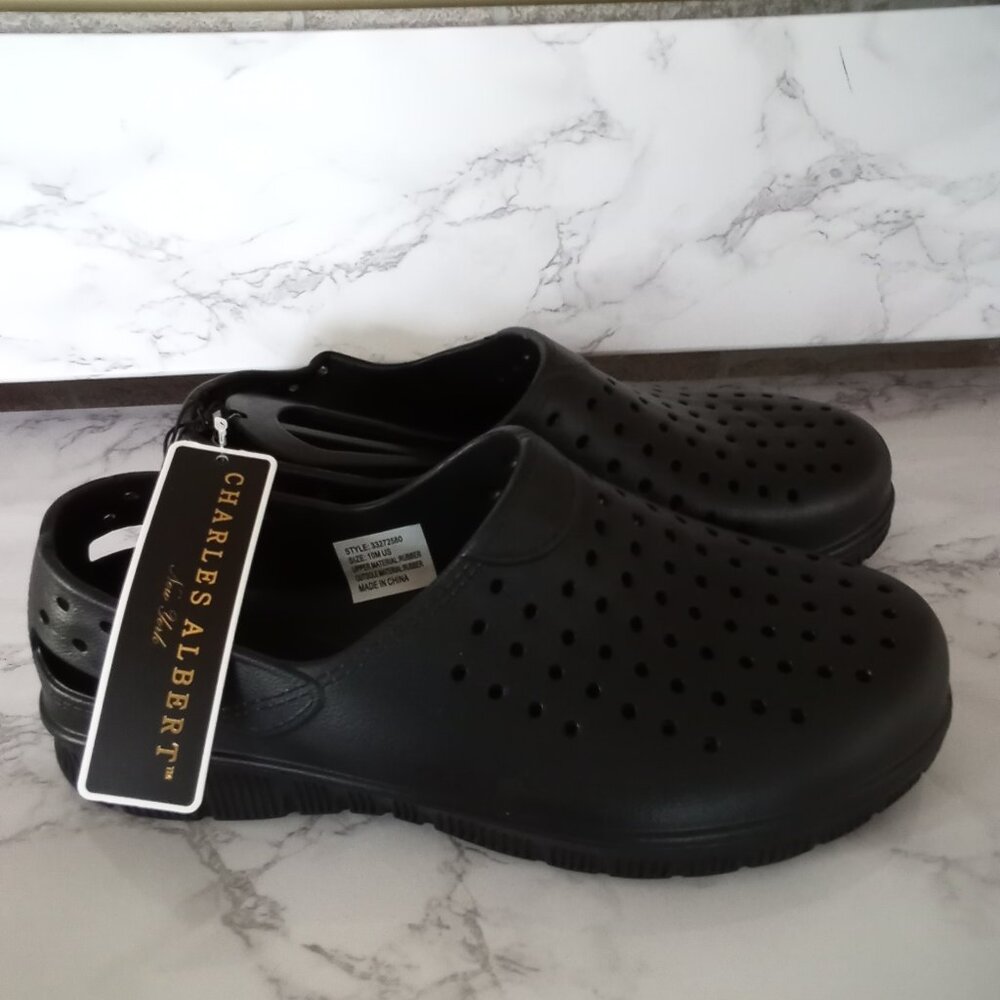 Sandals - Picture 3 of 5